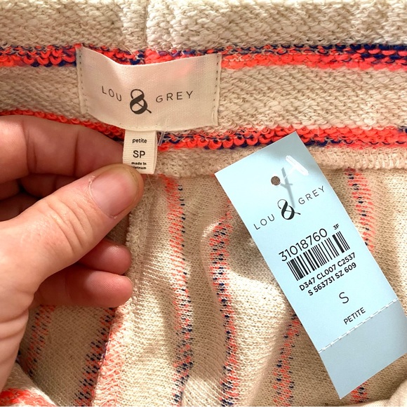 Lou & Grey Stripe Shorts NWTs - Picture 5 of 7